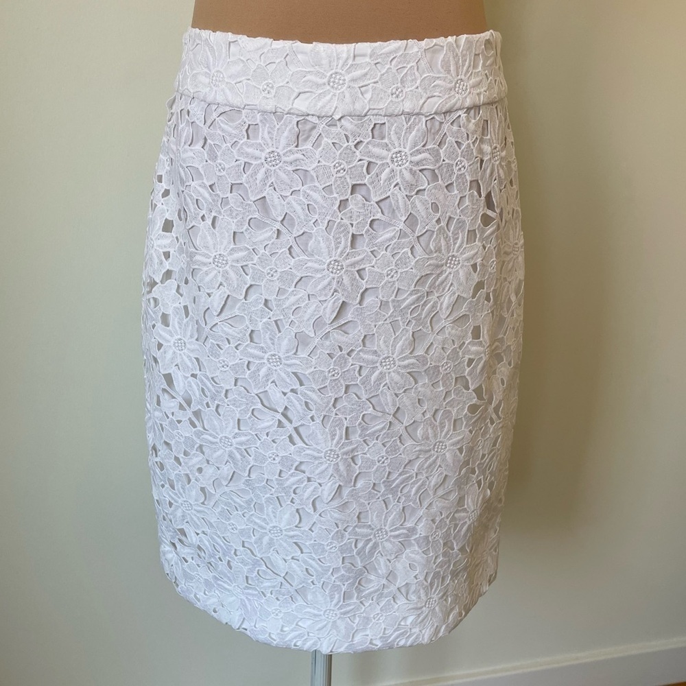 Kate Spade New York Floral Lace Knee Length White Pencil Skirt NJMU5909 EUC Sz 8